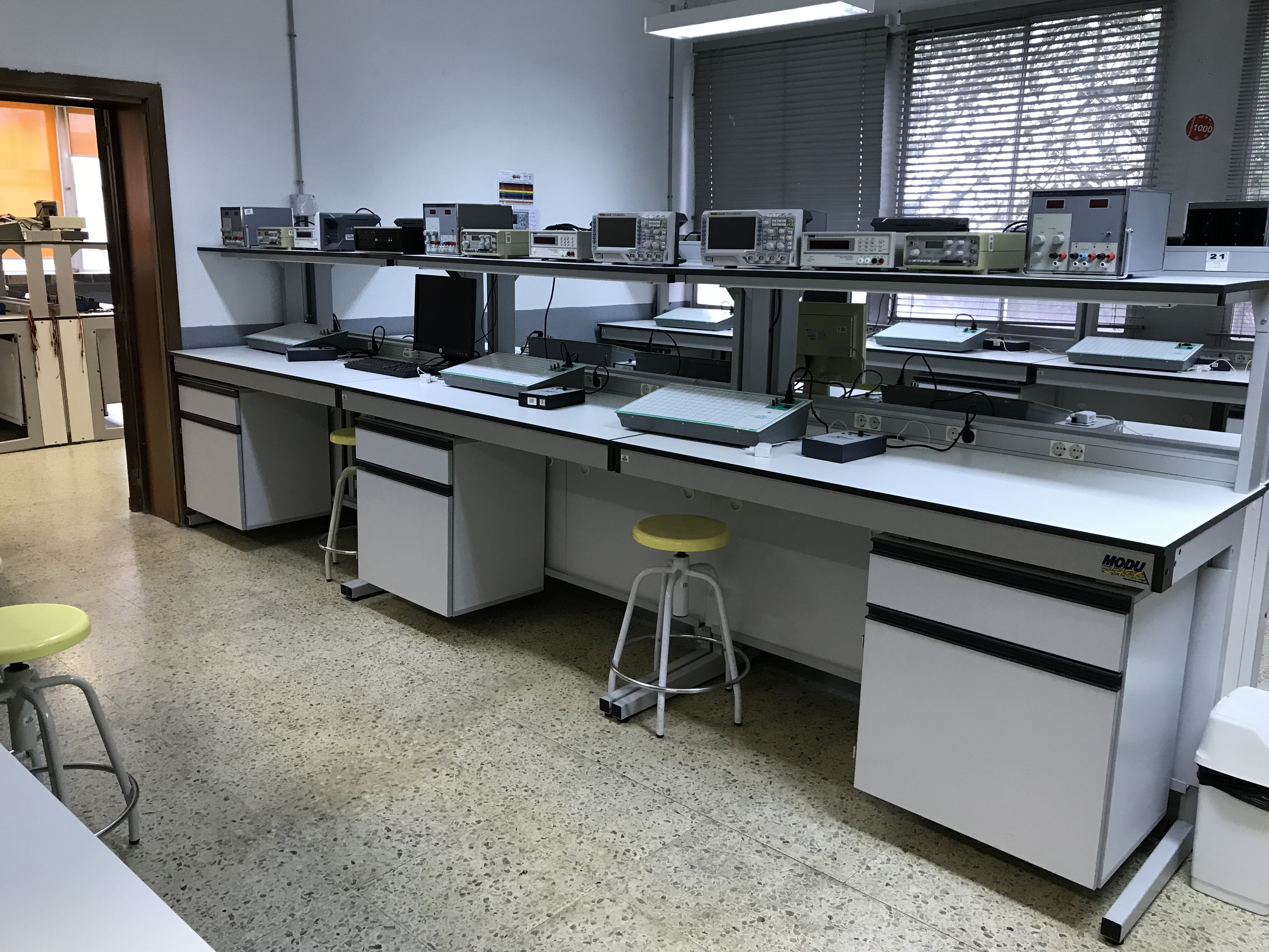 Electronics lab
